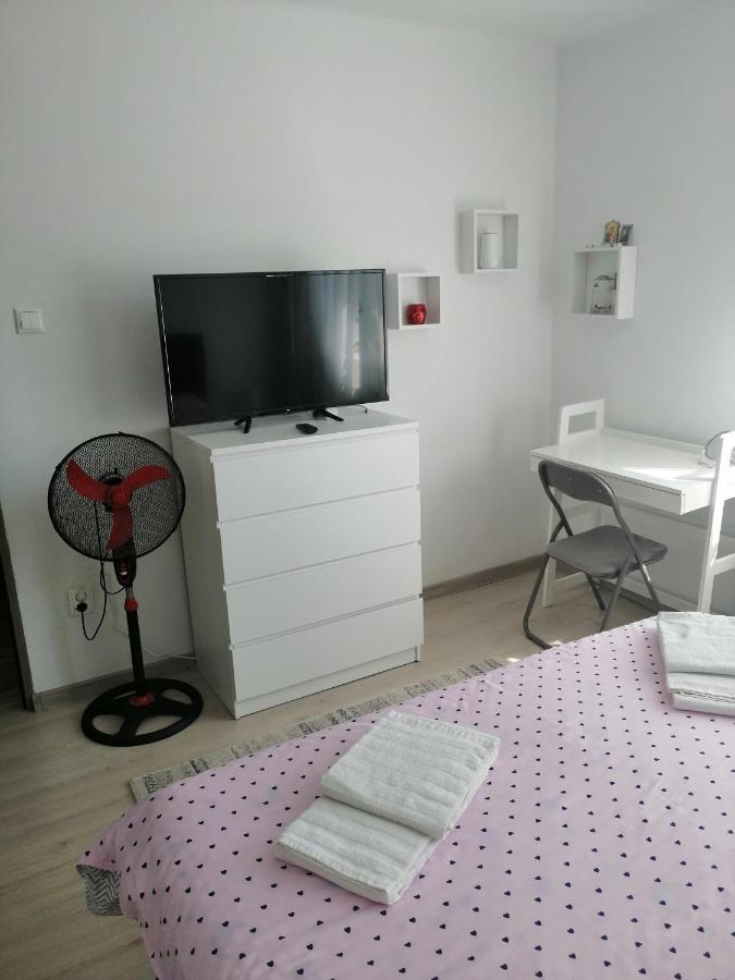 AmigoHD² Hunedoara Exterior foto